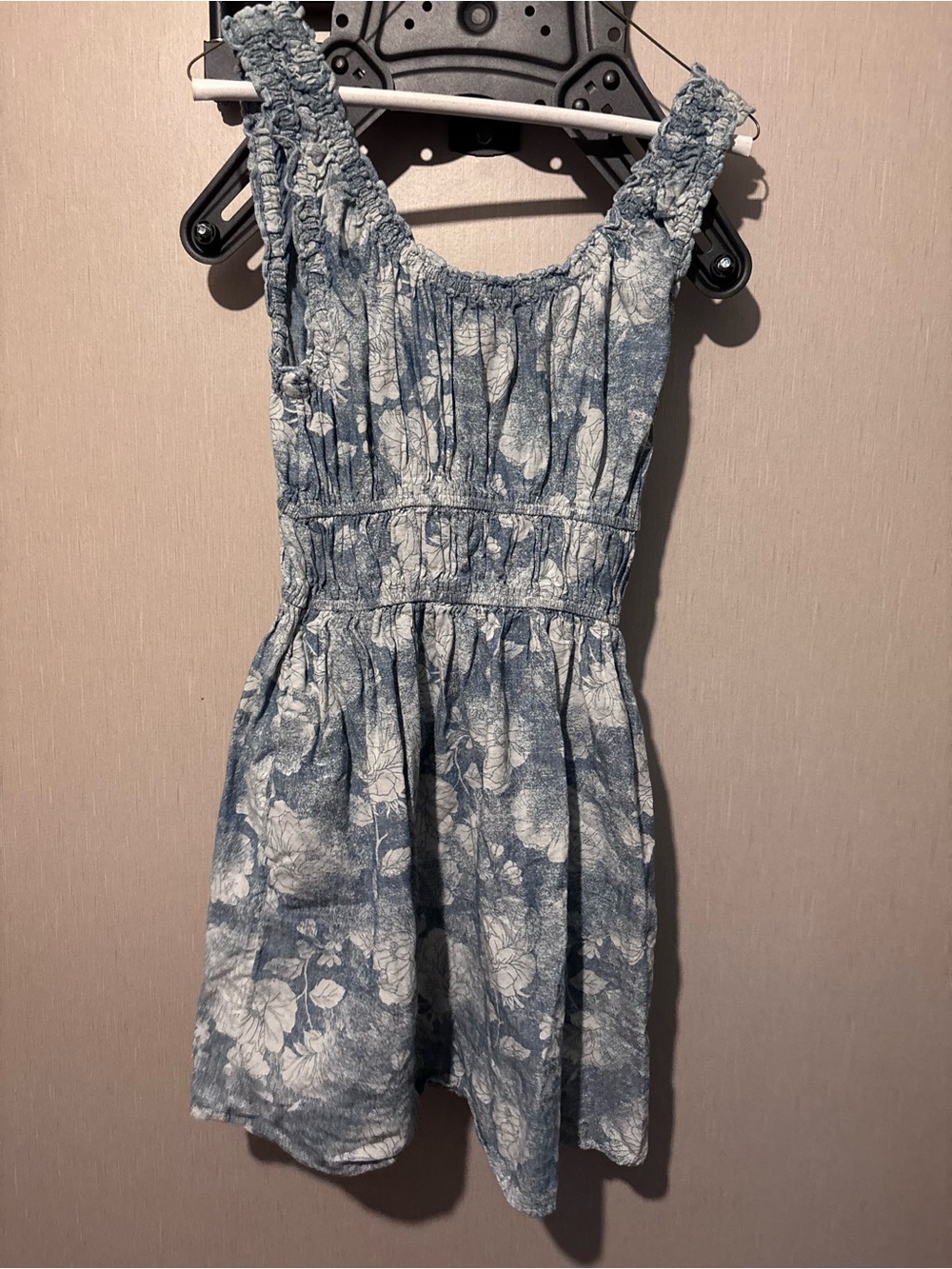 American eagle women’s blue Floral Summer Dress